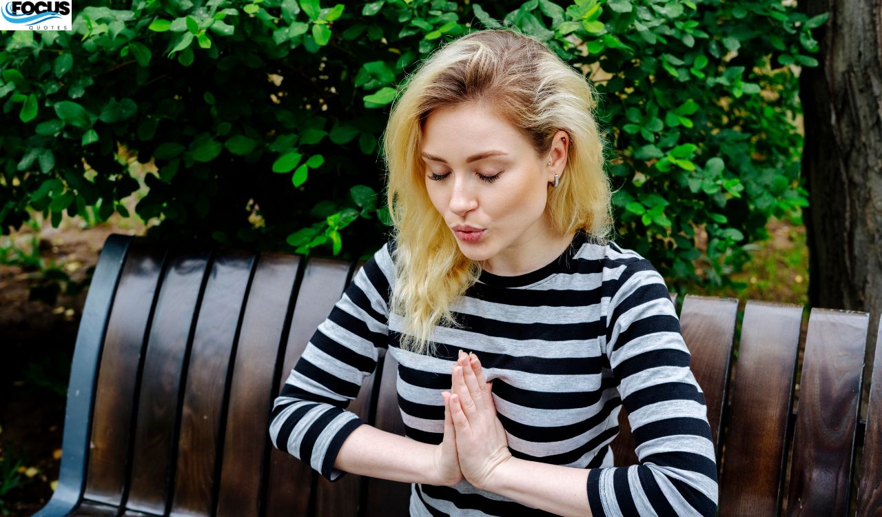 Powerful 2 Minute Prayer for Money Blessing & Breakthrough